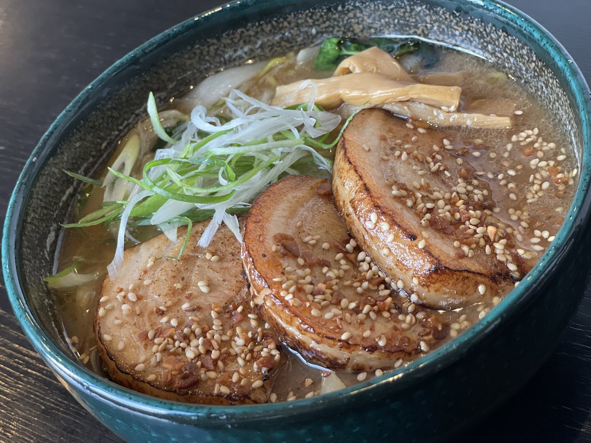 おはようございます☀本日はラーメン日和な気温🤭✨銀波露手稲店では11:30〜17:00まで限定ランチ丼を販売しております！栄養補給は... [らぁめん銀波露 札幌手稲店【Twitter】]