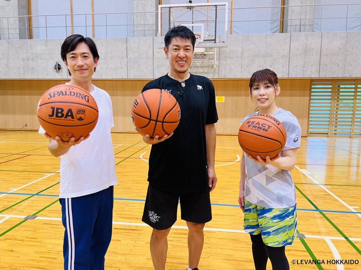 📺TV情報📺明日8/25(木)、#日本テレビ「#ZIP!」の『レジェンドティーチャーに学べ』に #佐古賢一 HCが出演予定👀☀️⏰7:... [レバンガ北海道【Twitter】]