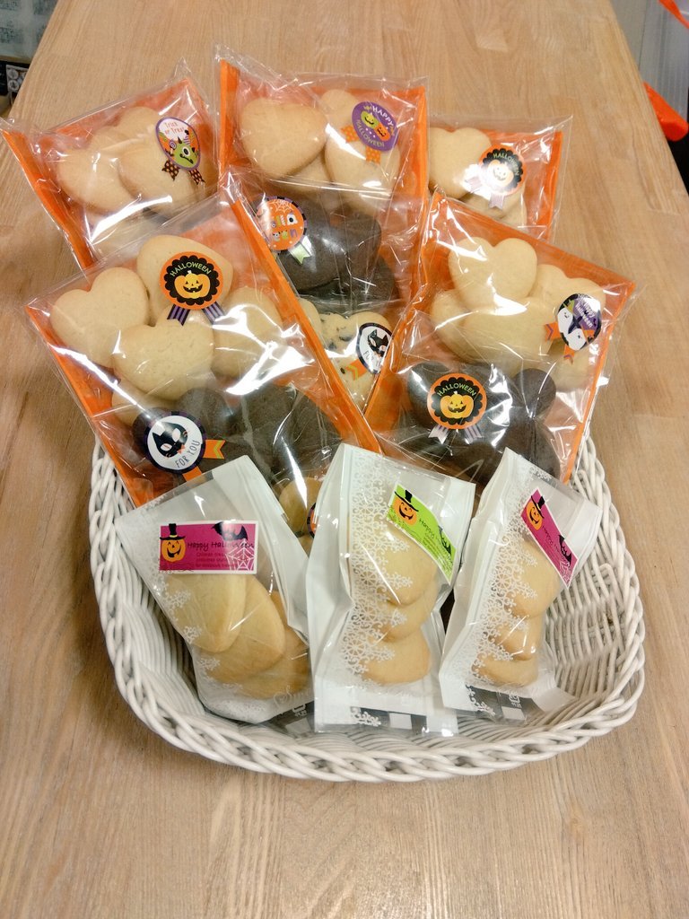本日の入荷情報パート２‼️#ふれ愛ふきのとう さんの  #プレーンクッキー、#ミニクッキー が入荷致しました。どちらも可愛いハロウィ... [元気ショップいこ～る【Twitter】]