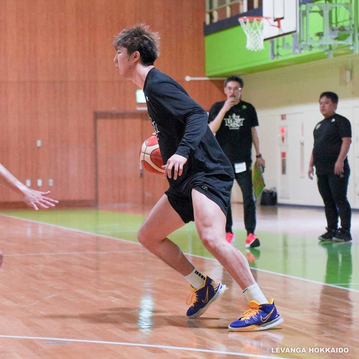 9/10-11 プレシーズンゲームvs奈良 前メディア公開#高橋耕陽 選手コメント🗣️「リングにアタックすることを求められている。シュー.... [レバンガ北海道【Twitter】]