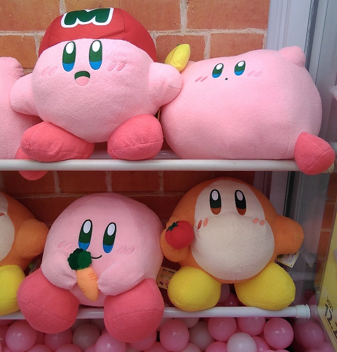 星のカービィの大きなぬいぐるみが入荷しました。ナムコ限定景品です！#カービィ [ワンダーシティ札幌 プラボ札幌西町店【Twitter】]