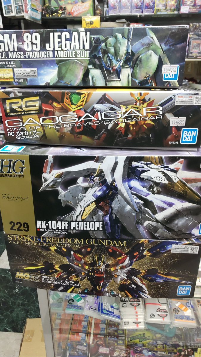 おもちゃの平野に今日もプラモデルが再入荷しました。大きい箱のプラモデル多めですねよろしくお願いします [おもちゃの平野【Twitter】]
