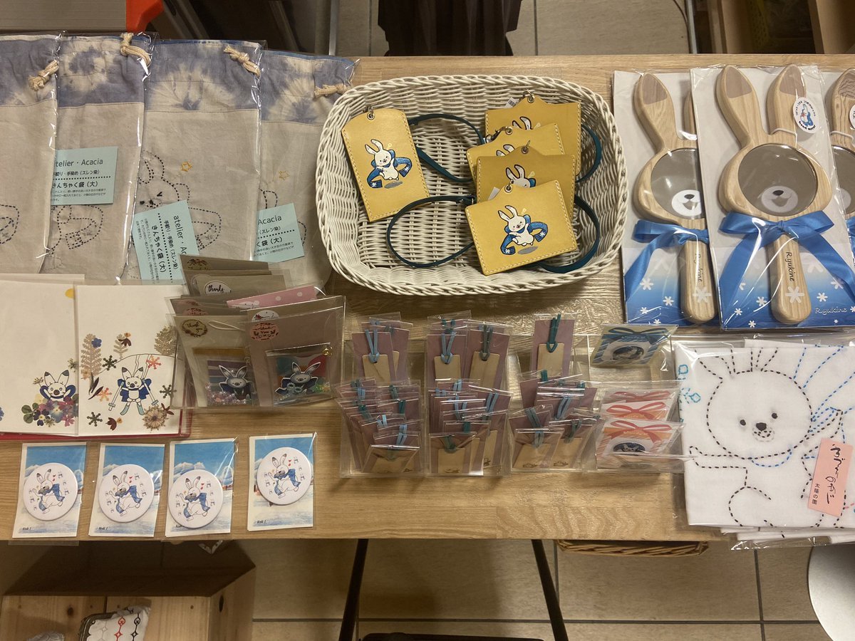 「元気ショップいこ〜る✖️ラビット・ユキネコラボプロジェクト」2日目。本日もご来店いただきありがとうございました✨完売になったも... [元気ショップいこ～る【Twitter】]