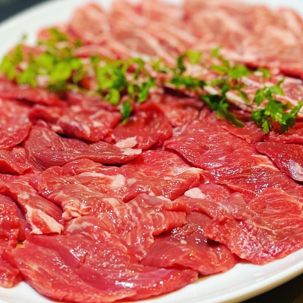 こんにちは😃2月最後の金曜日ですよ‼️みんなで楽しく、笑って、食べて、過ごしましょう♪本日もお待ちしてます。 [バル　FUJIYAMA【Twitter】]