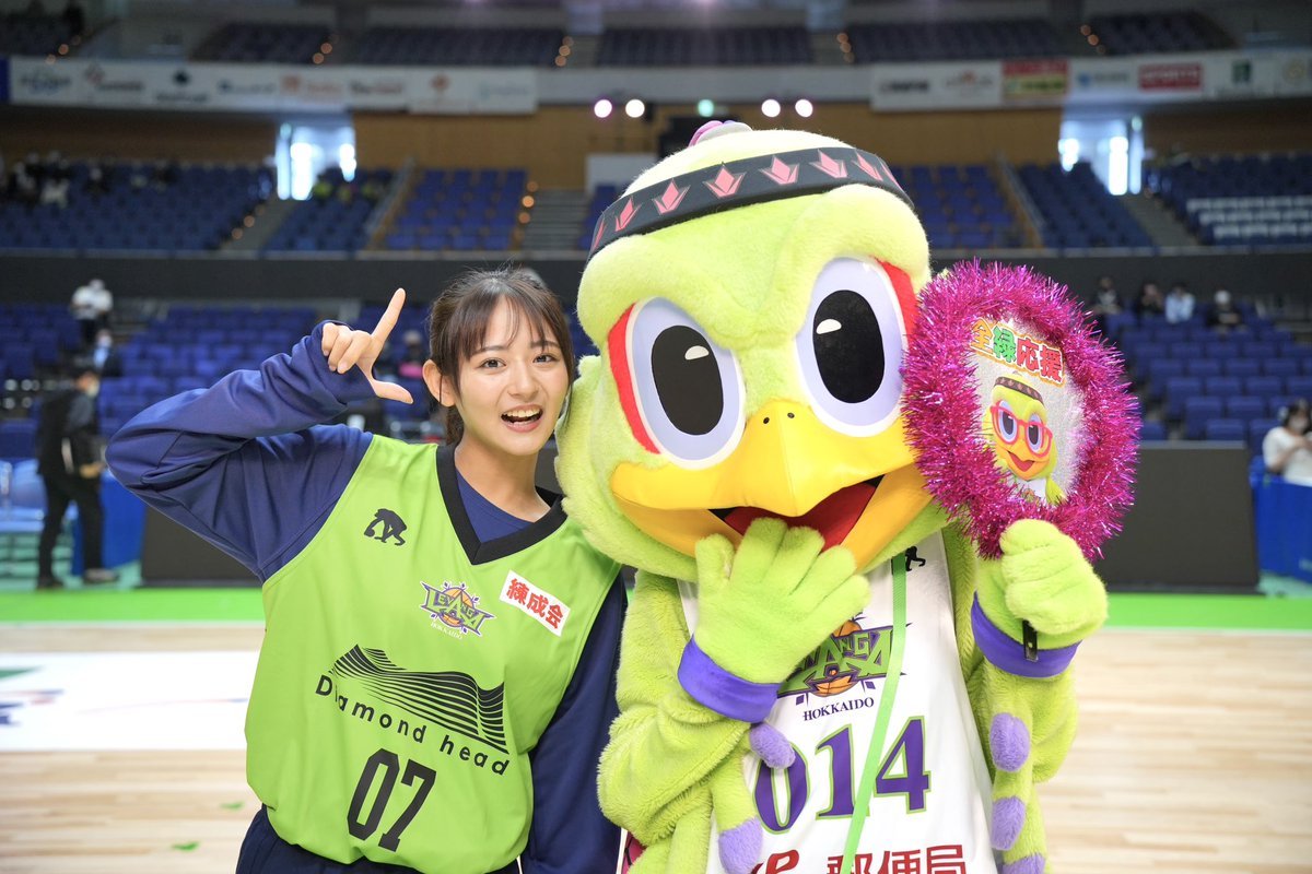#すみぽん さん来場中🏀🌈今節の群馬戦を一緒に盛り上げてくれます✨4/8-9群馬戦試合情報▼https://t.co/esCZtFAyA... [レバンガ北海道【Twitter】]