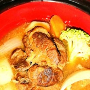 札幌の洋食家はるひの今週の週替わりメニューは、『ラム肉のビール煮＆オムピラフ＆焼きパスタ』と、『 [洋食家はるひ【ブログ】]