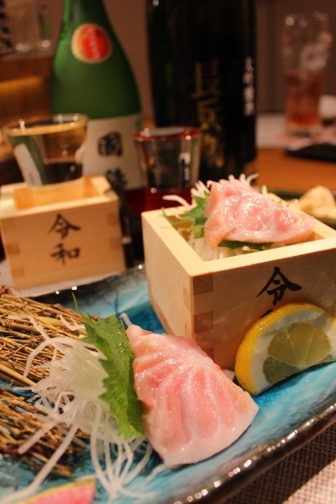 本鮪大トロ刺身盛り [深夜食堂 きーちゃんのおうちごはん【ブログ】]