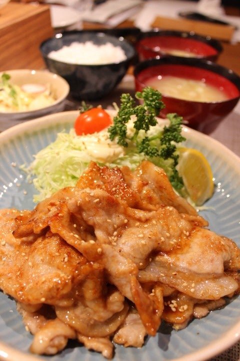 フルーツポーク生姜焼き定食 [深夜食堂 きーちゃんのおうちごはん【ブログ】]