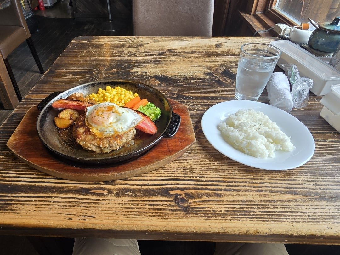 喫茶店のハンバーグ [idaカーコーティング担当まさるのブログ]