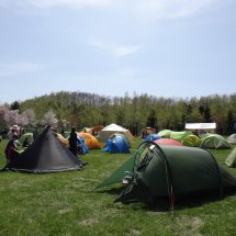 アウトドアシーズン到来！キャンプ好きが集う一大イベント「第4回北海道キャンピングフェア」滝野すずらん丘陵公園で開催