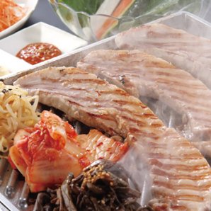 本場韓国スタイルの焼肉 お肉も野菜もたっぷり！