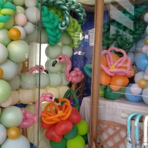 これで完成✨久しぶりにガッツリ作りました✌️#バルーンアート #フラミンゴ #おもちゃの平野 [おもちゃの平野【Twitter】]