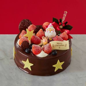 【renewal】「クリスマスチョコレートケーキ」イチゴと生クリームをサンドしたスポンジをガナッシュチョコレートでコーティング。... [洋菓子きのとや【Twitter】]