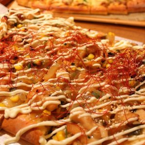 二種の照り焼きチキンピザとキーマチーズカレーピザ [深夜食堂 きーちゃんのおうちごはん【ブログ】]
