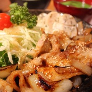 北海道産厚切り豚バラ肉の生姜焼き定食 [深夜食堂 きーちゃんのおうちごはん【ブログ】]