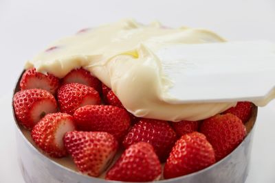 30 年以上のロングセラー人気 きのとや季節のケーキ 販売数no 1 ストロベリーザーネ 3月限定販売 札幌のお店 イベント 動画やレシピ情報 ふりっぱーweb 30 年以上のロングセラー人気 きのとや季節のケーキ 販売数no 1 ストロベリーザーネ 3月限定販売 札幌のお店 イベント 動画やレシピ情報 ふりっぱーweb